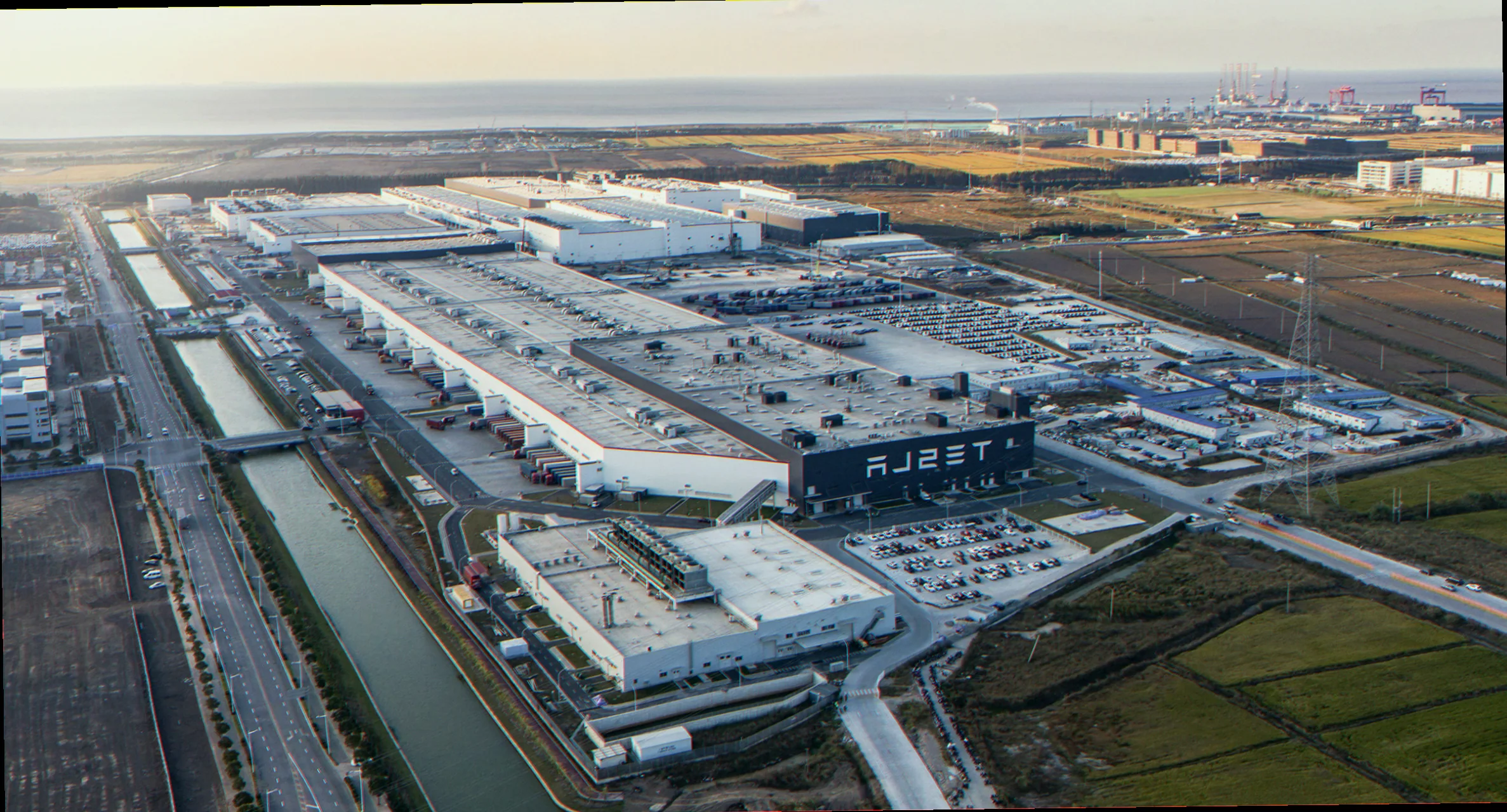 tesla factories in the world